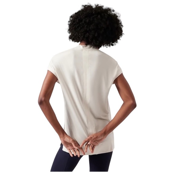 NWT - Athleta Weekender Tunic, Cream, Small - Picture 2 of 7